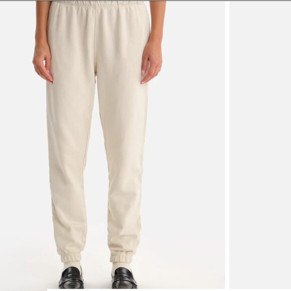 Organic Fleece Relaxed Pocket Sweatpant - Picture 1 of 6